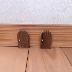 ミニサイズ 小人が住む可愛い 木製玄関 ドア2枚 《 ナチュラル木工雑貨 》 6枚目の画像
