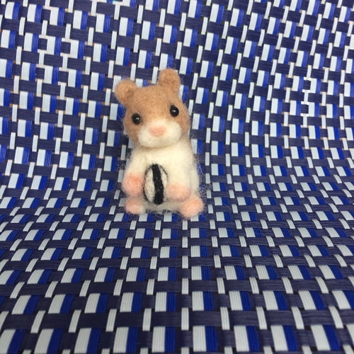 ゴールデンハムスター　羊毛フェルト ゴールデンハムスター 羊毛フェルト kpk 通販 4025952｜Creema(クリーマ)