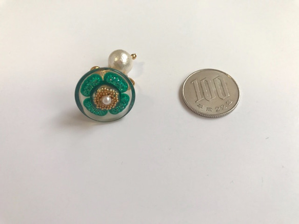 【2way】アジアンボタンとパールのイヤリング 2枚目の画像