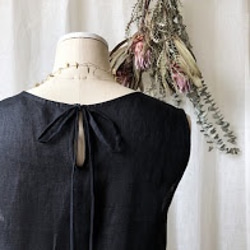 【Mサイズ リネン刺繍ノースリーブブラウス】Salvia Black 8枚目の画像