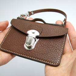 カード専用バッグ　パスケース　茶 2枚目の画像