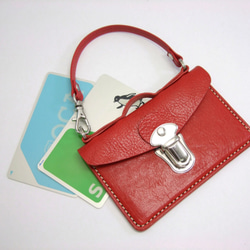 カード専用バッグ　パスケース　赤 1枚目の画像