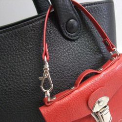 カード専用バッグ　パスケース　赤 5枚目の画像