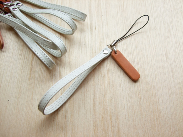 プレートストラップ　本革　ホワイト 1枚目の画像