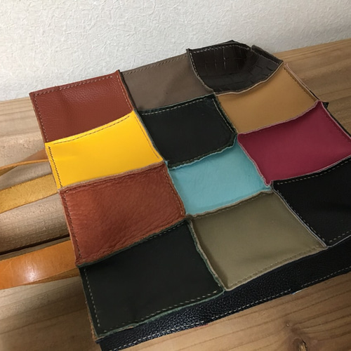 黒いレザーパッチワークバッグ　ハンドメイド　バッファロー　本革　作家 送料無料】Ballon Baroque black／パッチワーク仕立ての本革