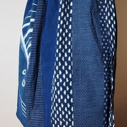 ◆古布藍染木綿絣色々な絣の組み合わせ・巻きスカート長さ61ｃｍ 3枚目の画像