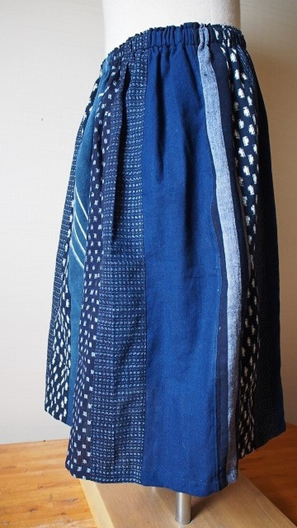 ◆古布藍染木綿絣色々な絣の組み合わせ・巻きスカート長さ61ｃｍ 8枚目の画像
