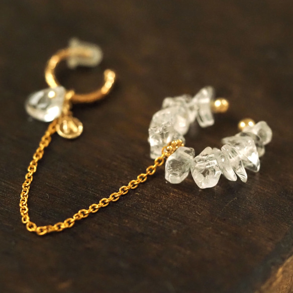 ｜２way｜天然石サザレクリスタルのツインイヤーカフ｜選べるイニシャル｜4月誕生石｜EC26-2 3枚目の画像