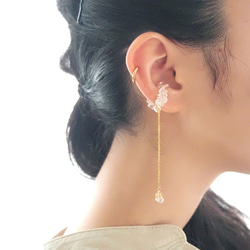 ｜２way｜天然石サザレクリスタルのツインイヤーカフ｜選べるイニシャル｜4月誕生石｜EC26-2 7枚目の画像