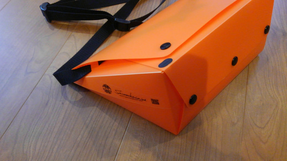 Vickal bag ビッカルバッグ　驚愕の軽さ　折畳可能　オレンジ 1枚目の画像