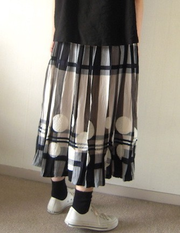 ドットxチェック　ギャザースカート 3枚目の画像