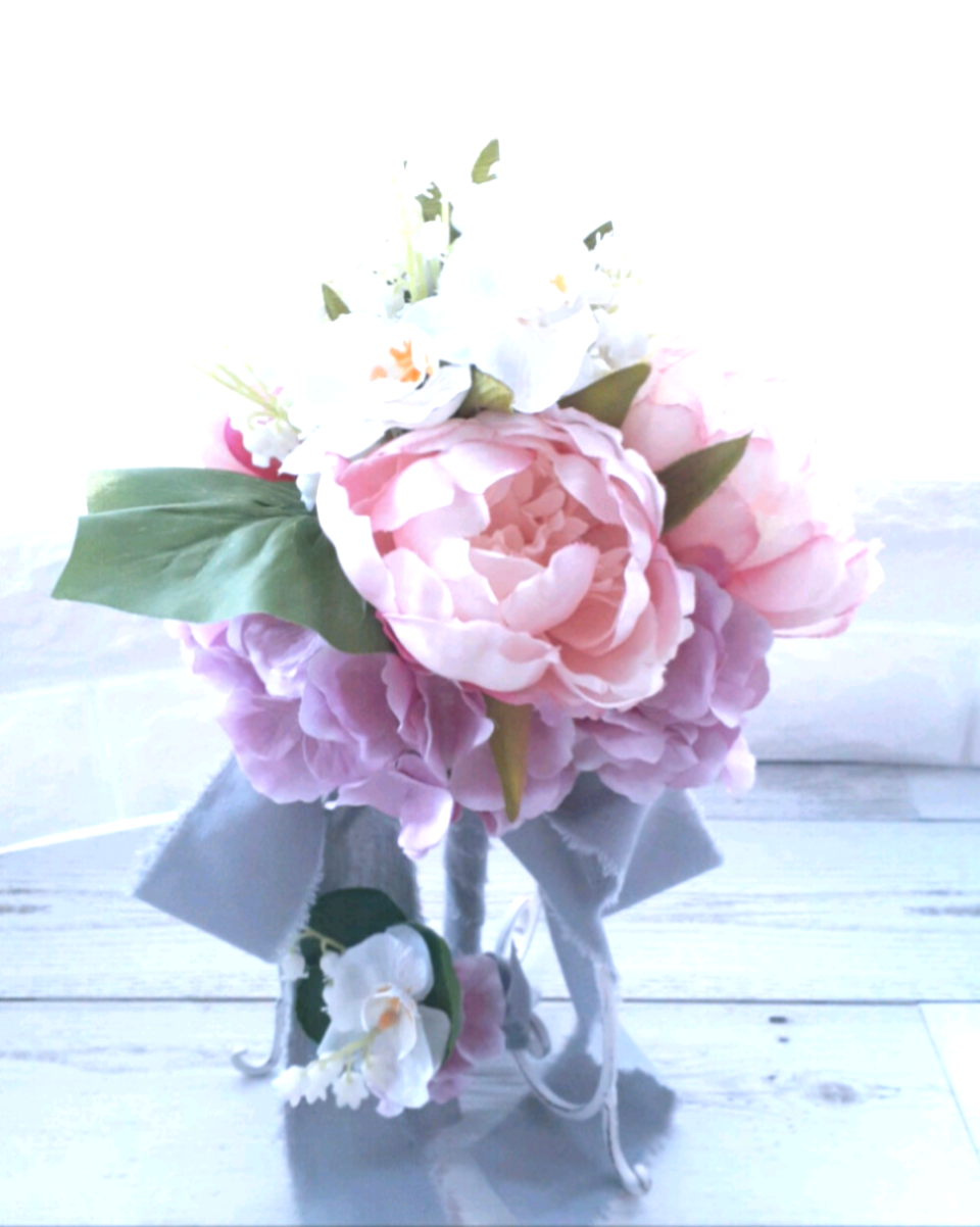 すずらんとピオニーのブーケ アーティフィシャルフラワー　ウェディングブーケ　フォトウェディング