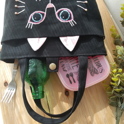 お洒落刺繍猫 トートバッグ 黒猫 2枚目の画像