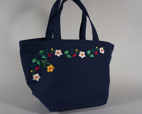 花柄刺繍】かわいいランチトートバッグ（ネイビー）コットン トート 