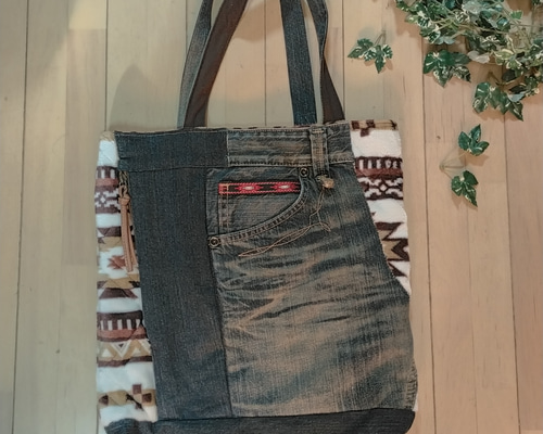 リメイクデニム ビックバック ふわふわオルテガ柄 トートバッグ