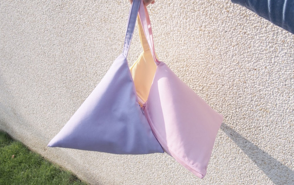 紫色 少女 x 格子 幾何 三角 化妝包/錢包 (M) 第4張的照片
