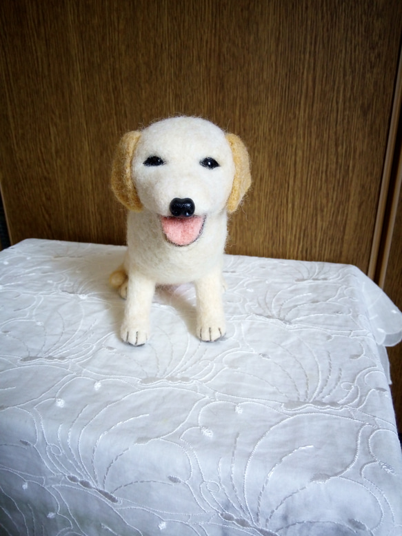 ラブラドールレトリバーのピンバッジ☆｜犬 初心者【羊毛