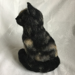 羊毛フェルト 猫 サビ 4枚目の画像