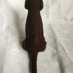 羊毛フェルト 犬 ラブラドールレトリバー チョコ 色濃いめ 6枚目の画像