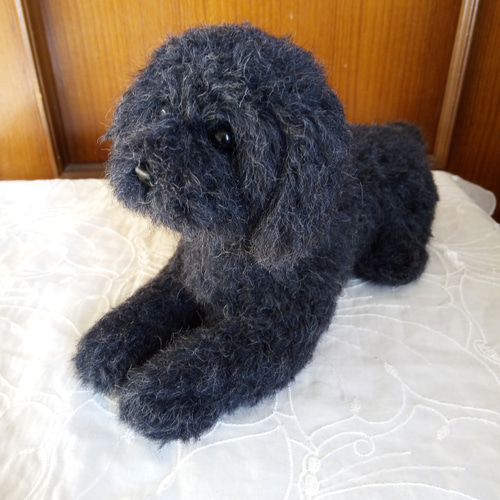 羊毛フェルト 犬トイプードル 濃いグレー 羊毛フェルト masapan