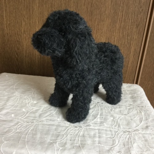 羊毛フェルト 犬 トイプードル ダークグレー 羊毛フェルト
