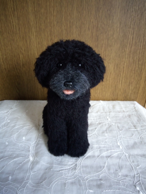羊毛フェルト 犬 トイプードル ブラック トイプードル（黒）の羊毛フェルト 犬 羊毛フェルト chai♡hima