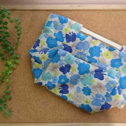 ハンドメイド バッグインバッグ 北欧風 ブルー お花とちょうちょ 2枚目の画像