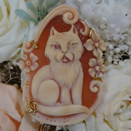 シェルカメオ 猫 Cameo ペンダント ブローチ ネックレス・ペンダント 