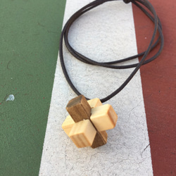 屋屋woowood-Small cross necklace / Luban lock / 3 Disassembly / Pu 2枚目の画像