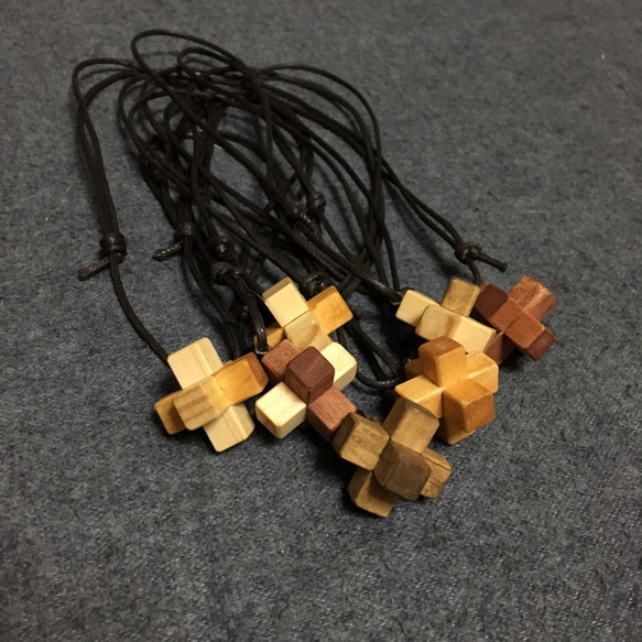 屋屋woowood-Small cross necklace / Luban lock / 3 Disassembly / Pu 3枚目の画像