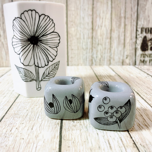 モノトーン✨北欧柄✨(グレー)✨歯ブラシスタンド✨Aデザイン バス