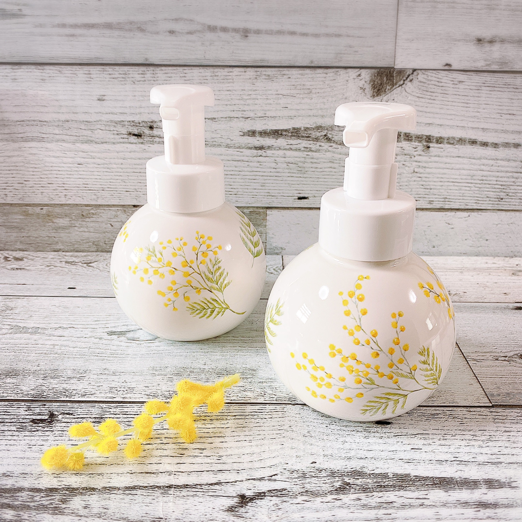 ソープディスペンサー　アサ Amazon｜SERAX 磁器 ソープディスペンサー 高さ18cm Soap