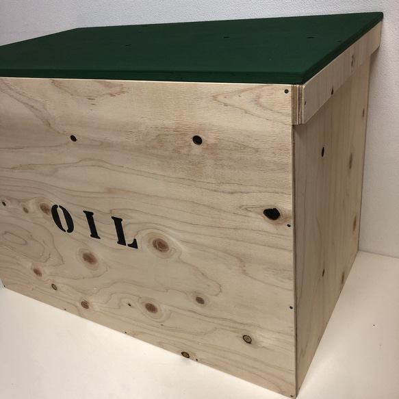 ポリタンク BOX 灯油 OIL 灯油収納BOX ダークグリーン 新品 未使用 3点入ります！ 3枚目の画像
