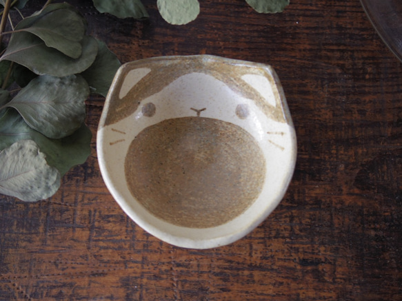 [SALE] ハチワレネコ あんぐり豆鉢 1枚目の画像