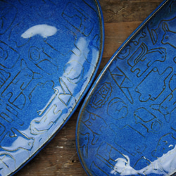 SALE レリーフ楕円皿 小動物 青 右 2枚目の画像