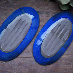 SALE レリーフ楕円皿 珍獣 青 右 3枚目の画像