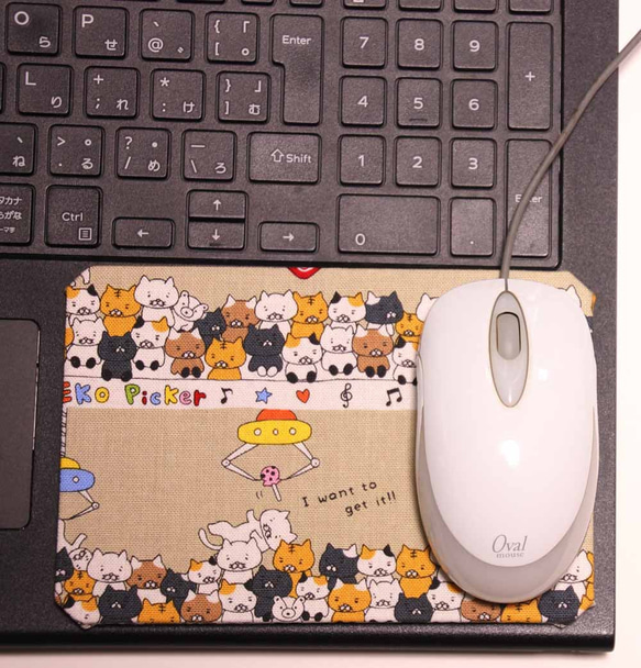ノートPCの端っこで使うマウスパッド・・ねこキャッチャー（ベージュ） 3枚目の画像