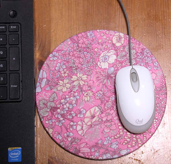 使いやすい！マウスパッド・花のファンタジー丸型 2枚目の画像