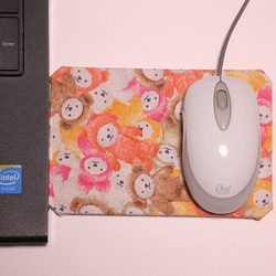 ノートPCの端っこで使うマウスパッド・くまちゃん 3枚目の画像
