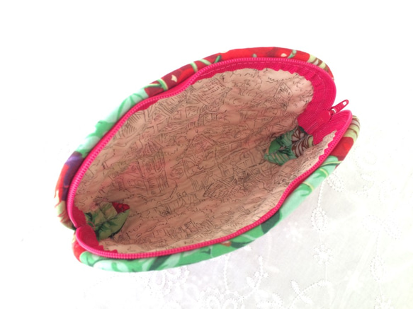 手縫いキルトポーチ　花柄＆ビーズ pink/red　 4枚目の画像