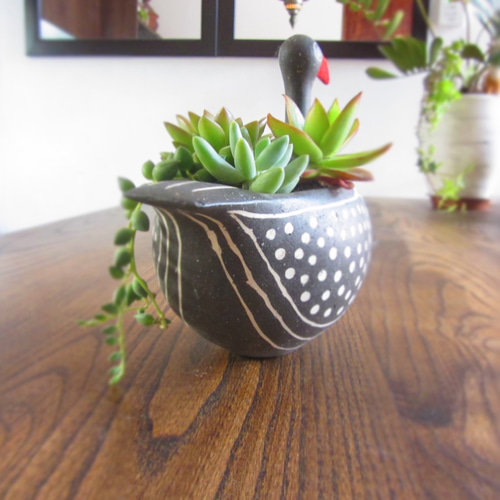 赤い花鳥模様の陶器花瓶 Amazon.co.jp: 花瓶 赤い丸い陶器の花瓶 モダンで新しい中国風の
