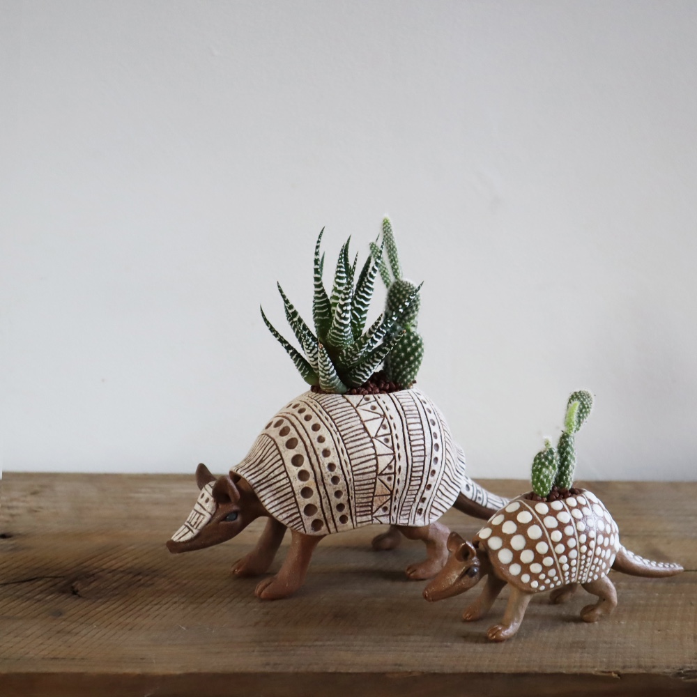 アルマジロ / 柄（大）植木鉢