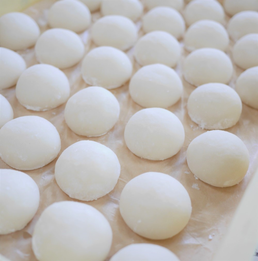 【常温】佐賀県産ヒヨクモチ_保存食にも♡ 本当に美味しい！杵でついた手作り丸餅 [ご自宅用大容量40個入]