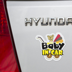 Baby In Car (嬰兒車) 個性文創磁鐵貼/警示安全車貼/不傷漆/文創創意車貼 第1張的照片