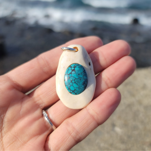 鹿の角 ターコイズ ペンダントトップ ネックレス・ペンダント 鹿角工房