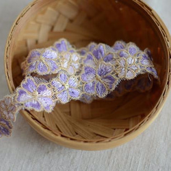 紫色のお花の刺繍レース 幅2cm/長さ1m〜 1枚目の画像