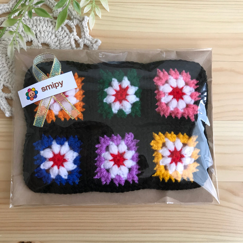 全3色】カラフルなお花モチーフのポケットティッシュケース その他