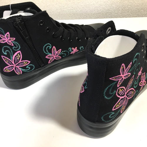 Penny カモ柄⭐︎専用です！ NIKE(ナイキ) / Air Max Dn8 BLACK/VOLT-LT SMOKE GREY/30cm/GRY