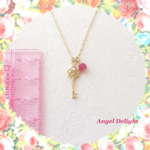 Lucky key open the door of hope✴︎ 幸せのドアを開く鍵 鍵の
