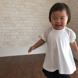 透き通るクリアホワイトのラグランスリーブTシャツ 2枚目の画像